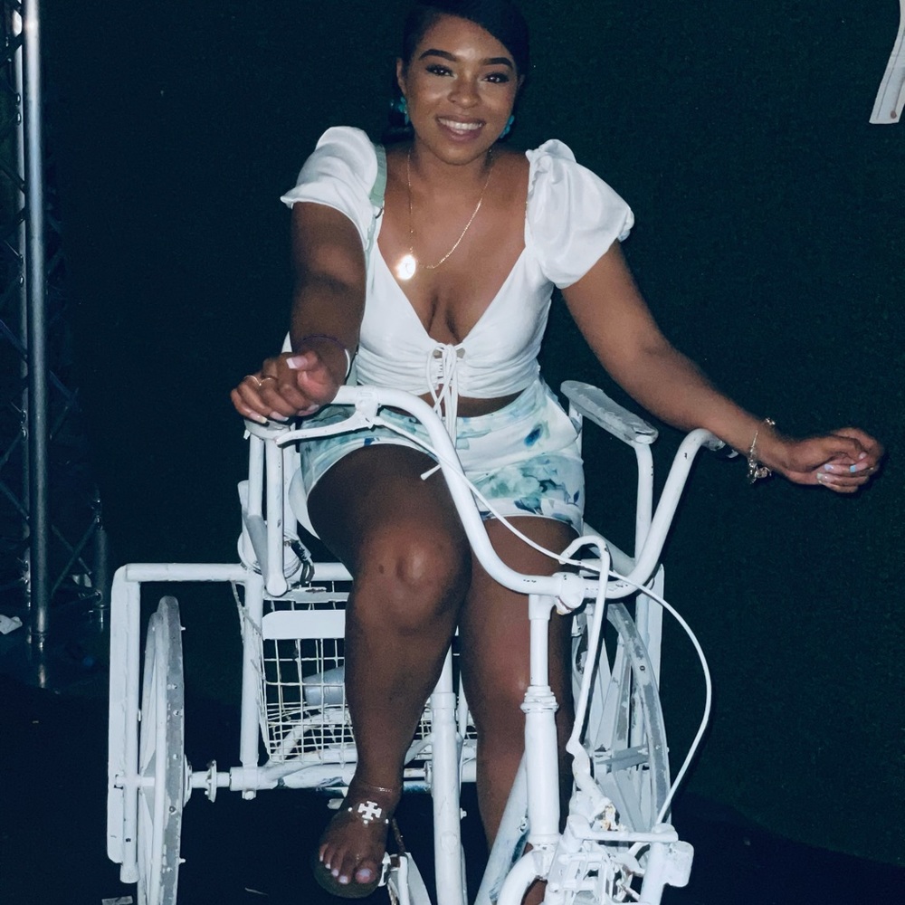 Meet your Posher, Curdijah